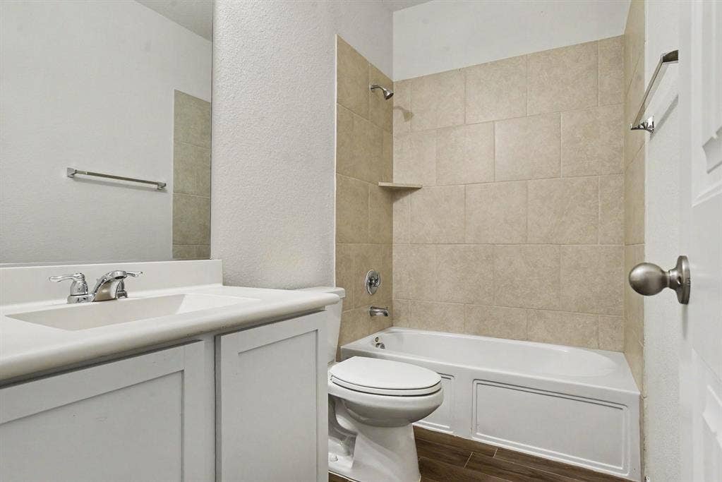 506 Robinson Way, Fate, TX 75189