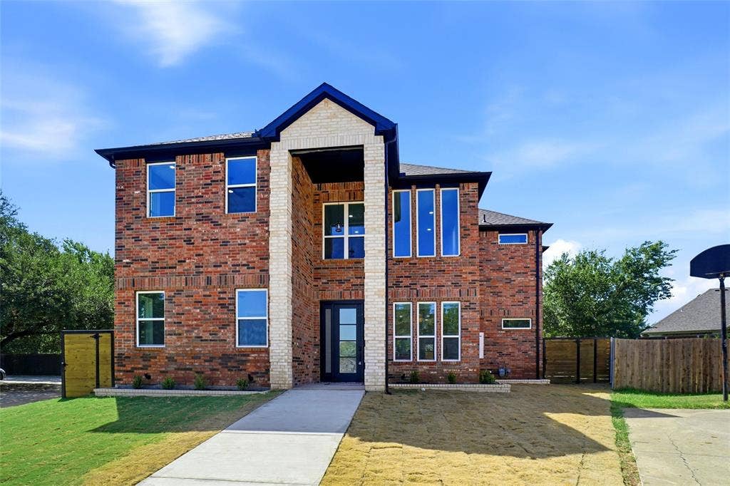 400 Hideaway Court, Euless, TX 76039 400 Hideaway Court, Euless, TX 76039