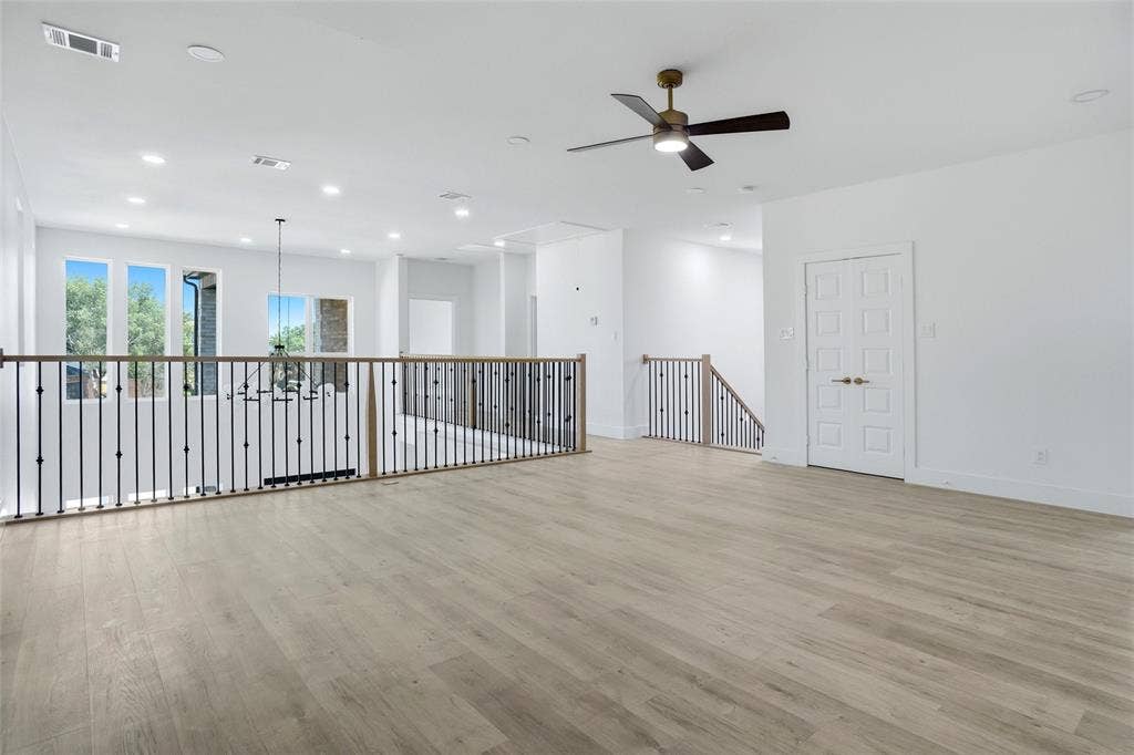 400 Hideaway Court, Euless, TX 76039 400 Hideaway Court, Euless, TX 76039