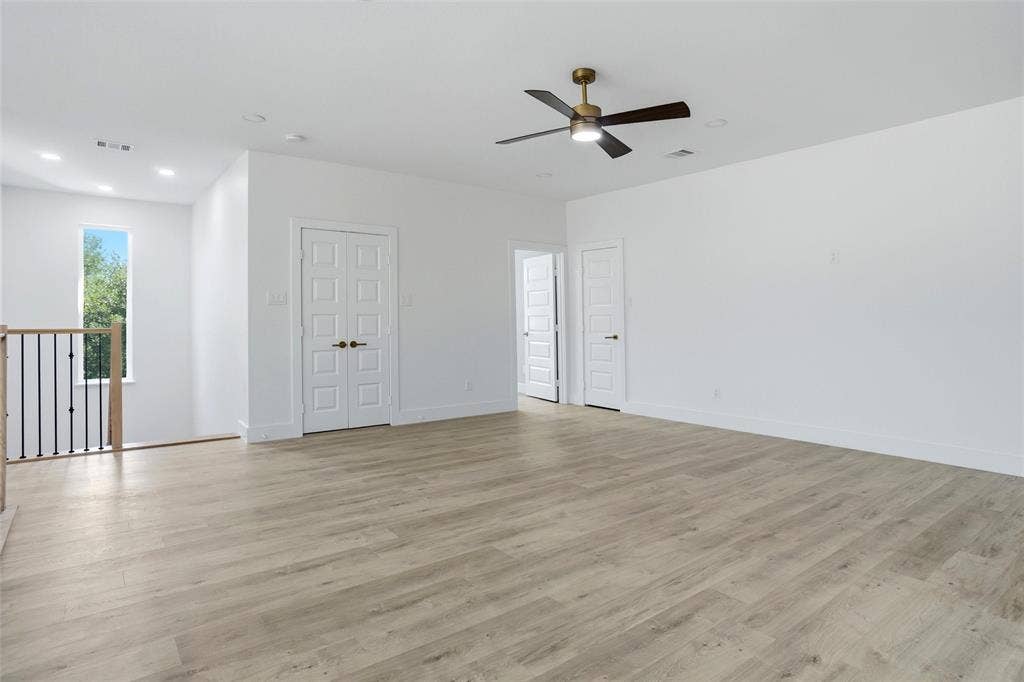 400 Hideaway Court, Euless, TX 76039 400 Hideaway Court, Euless, TX 76039