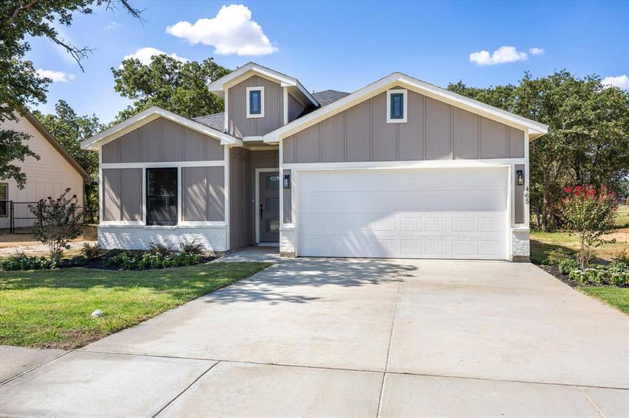 Property photo for 465 Peace Lily Way, Tolar, TX