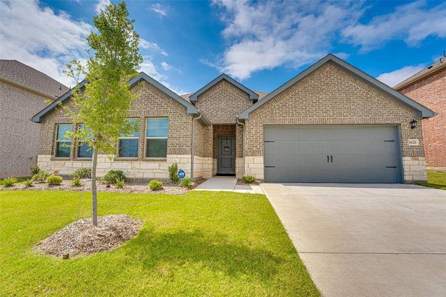 Property photo for 8426 Slowburn Drive, Garland, TX