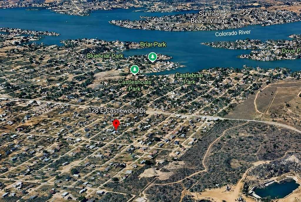 128 E Castlewood Drive, Marble Falls, TX 78654 128 E Castlewood Drive, Marble Falls, TX 78654