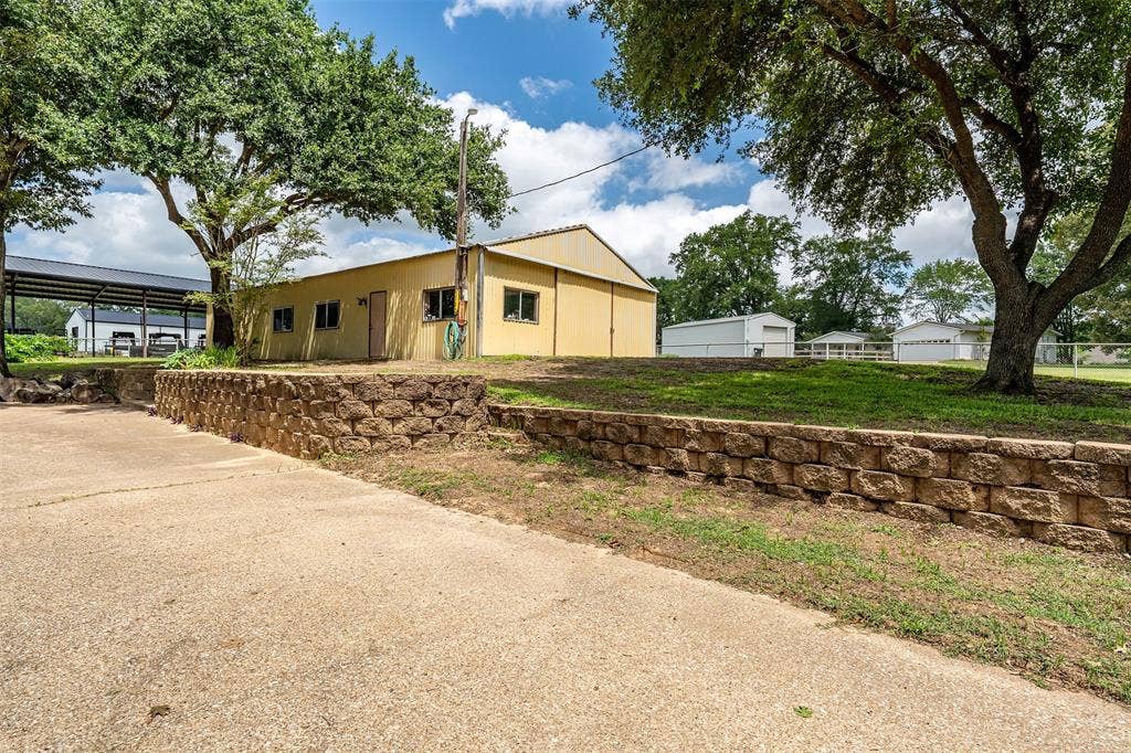 18448 County Road 138, Flint, TX 75762 18448 County Road 138, Flint, TX 75762