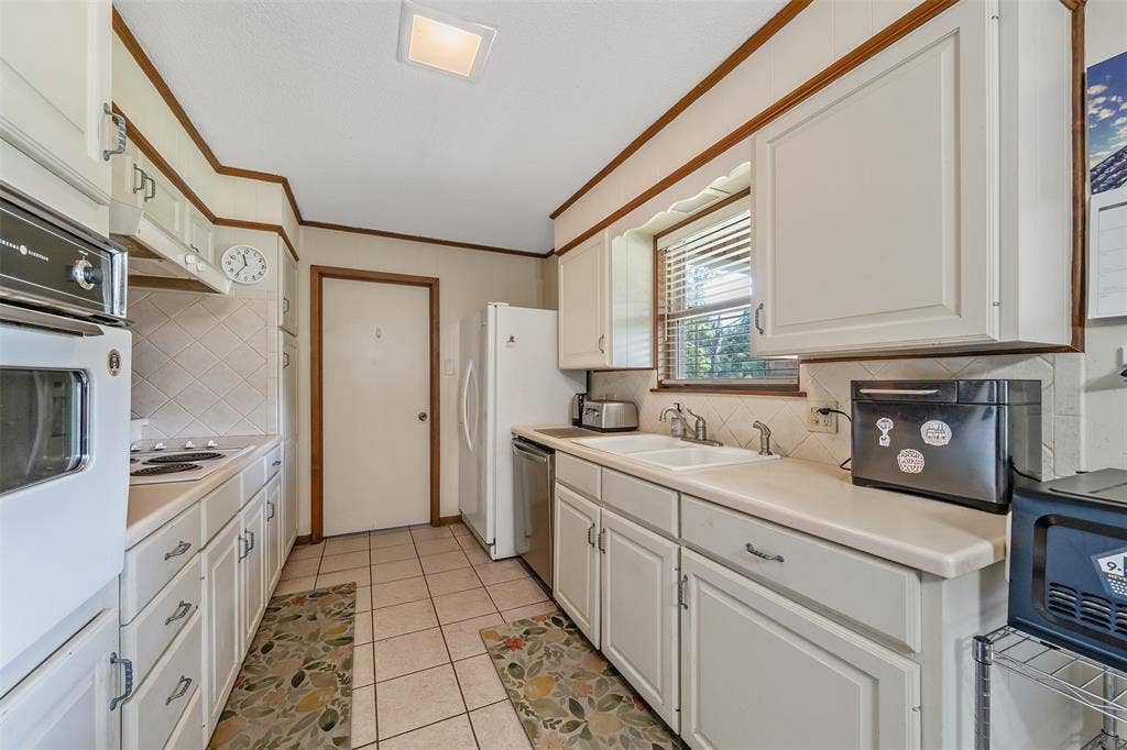 18448 County Road 138, Flint, TX 75762 18448 County Road 138, Flint, TX 75762