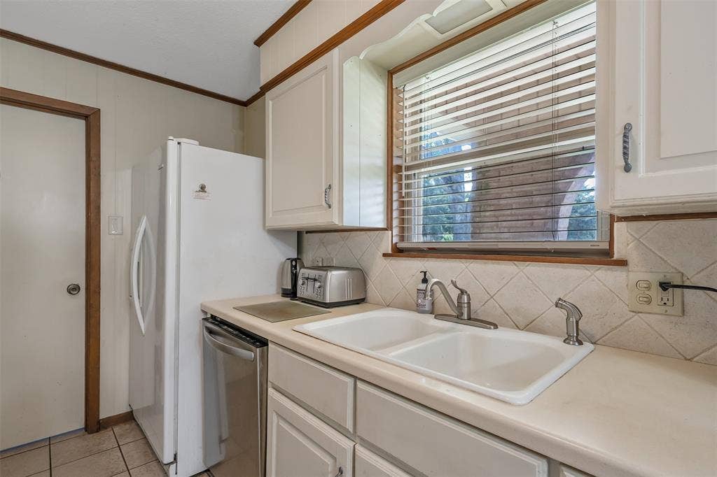 18448 County Road 138, Flint, TX 75762 18448 County Road 138, Flint, TX 75762