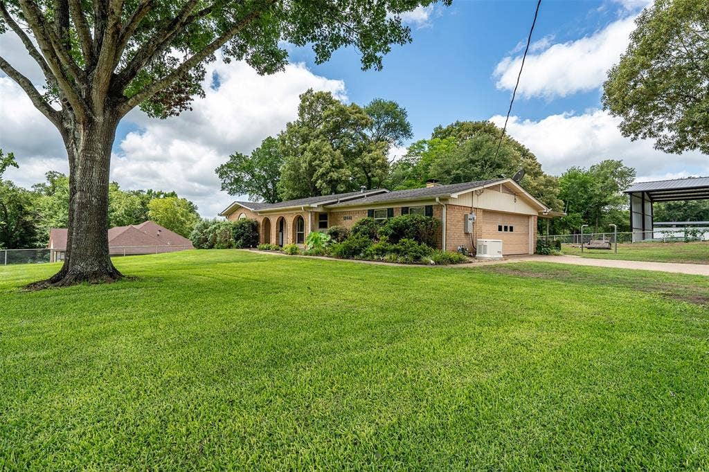 18448 County Road 138, Flint, TX 75762 18448 County Road 138, Flint, TX 75762