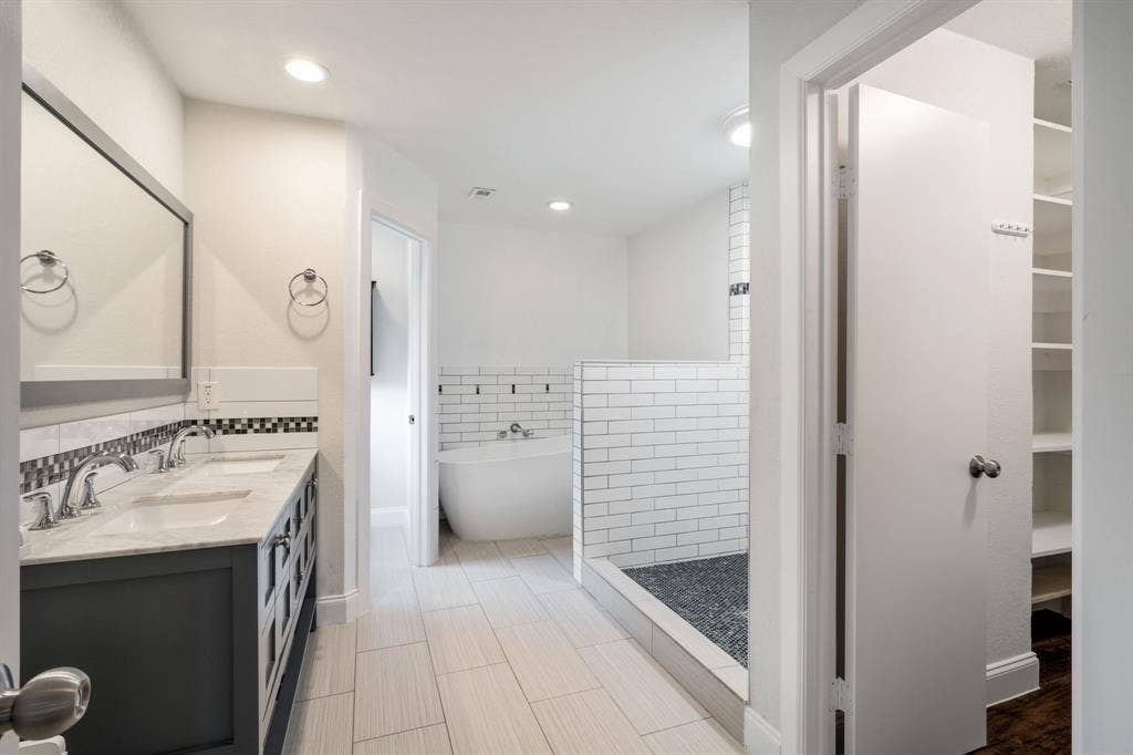 3005 Cameo Lane, Farmers Branch, TX 75234 3005 Cameo Lane, Farmers Branch, TX 75234
