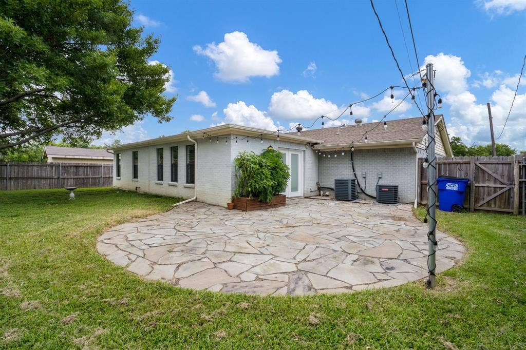 3005 Cameo Lane, Farmers Branch, TX 75234 3005 Cameo Lane, Farmers Branch, TX 75234