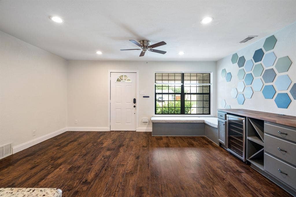 3005 Cameo Lane, Farmers Branch, TX 75234 3005 Cameo Lane, Farmers Branch, TX 75234