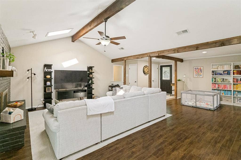 1805 Timbercreek Road, Benbrook, TX 76126 1805 Timbercreek Road, Benbrook, TX 76126
