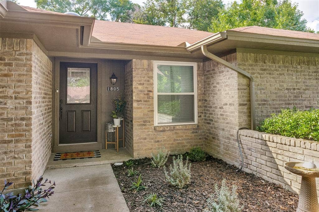 1805 Timbercreek Road, Benbrook, TX 76126 1805 Timbercreek Road, Benbrook, TX 76126