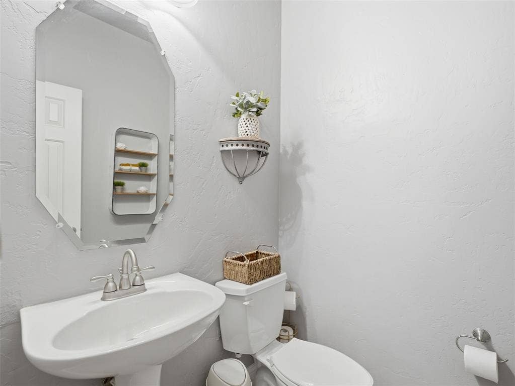 8405 Player Drive, Rowlett, TX 75089