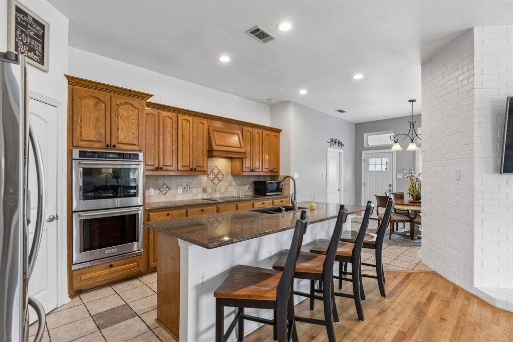 2855 Sonterra Drive, Cedar Hill, TX 75104 2855 Sonterra Drive, Cedar Hill, TX 75104