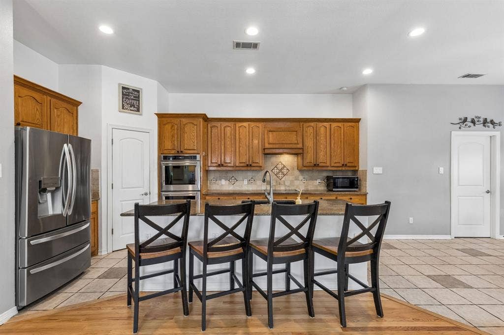2855 Sonterra Drive, Cedar Hill, TX 75104 2855 Sonterra Drive, Cedar Hill, TX 75104
