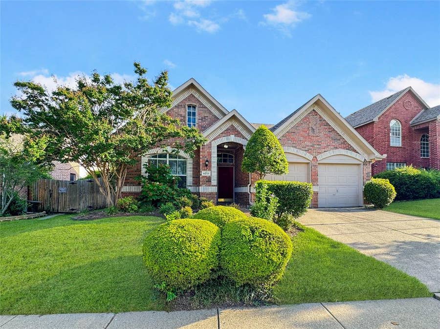 Property photo for 5017 Grampian Way, McKinney, TX