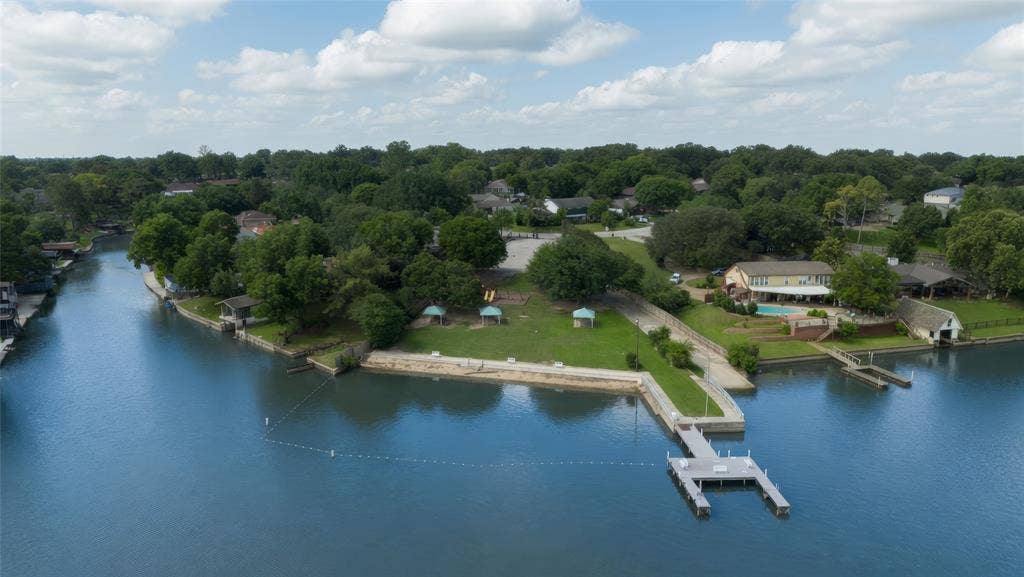 205 Timberlake Drive, Azle, TX 76020 FDP