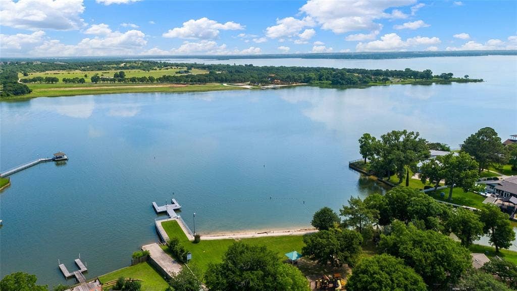 205 Timberlake Drive, Azle, TX 76020 `Lake hair don't care