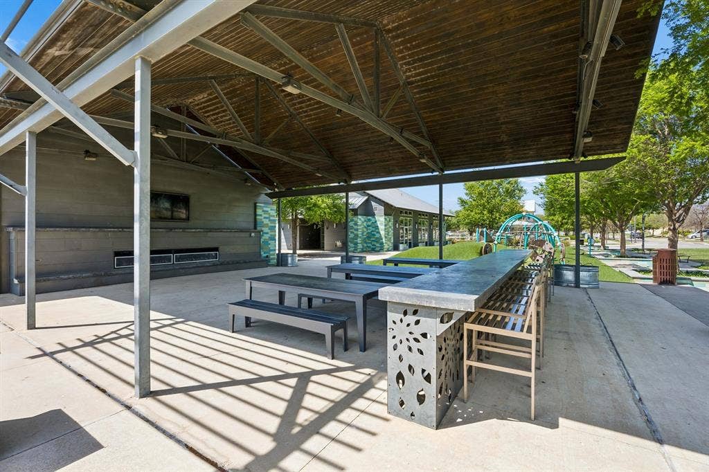 1502 20th Street, Northlake, TX 76226 Harvest Community - Patio terrace