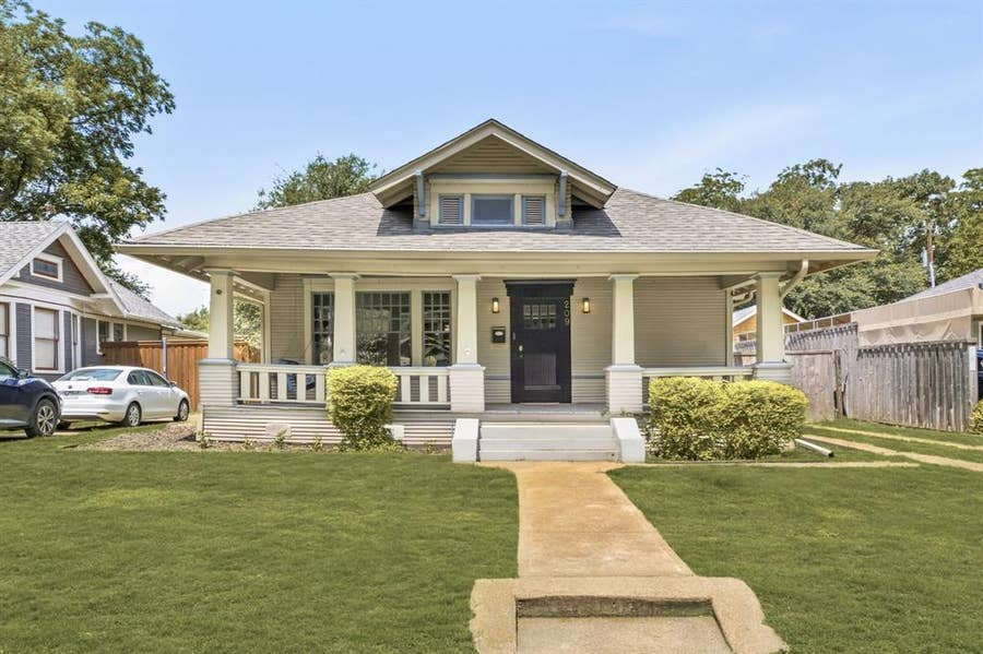 Property photo for 209 S Windomere Avenue, Dallas, TX