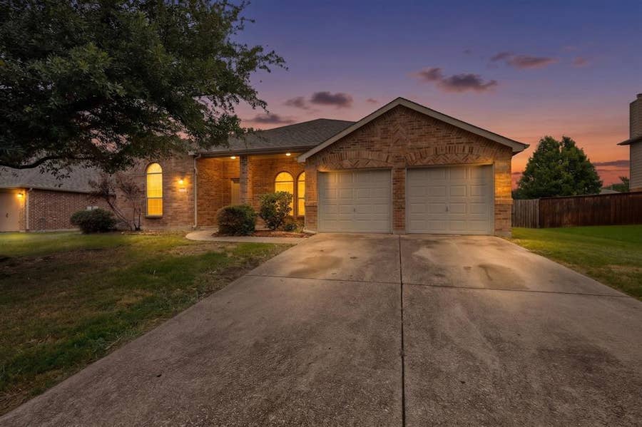 Property photo for 216 Spruce Trail, Forney, TX