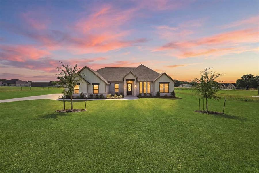 Property photo for 2004 Forest Bridge Drive, Azle, TX