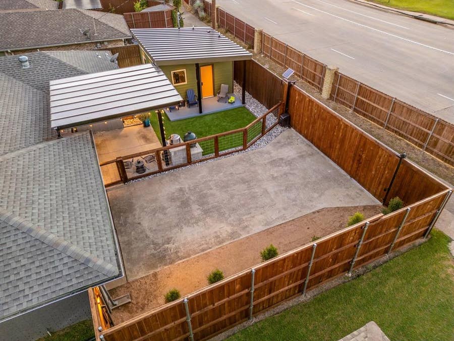 Property photo for 6605 Fernshaw Drive, Dallas, TX