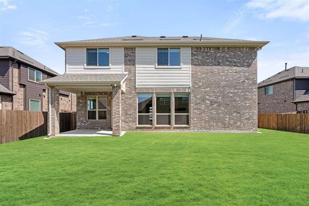 917 Greenleaf Court, Anna, TX 75409