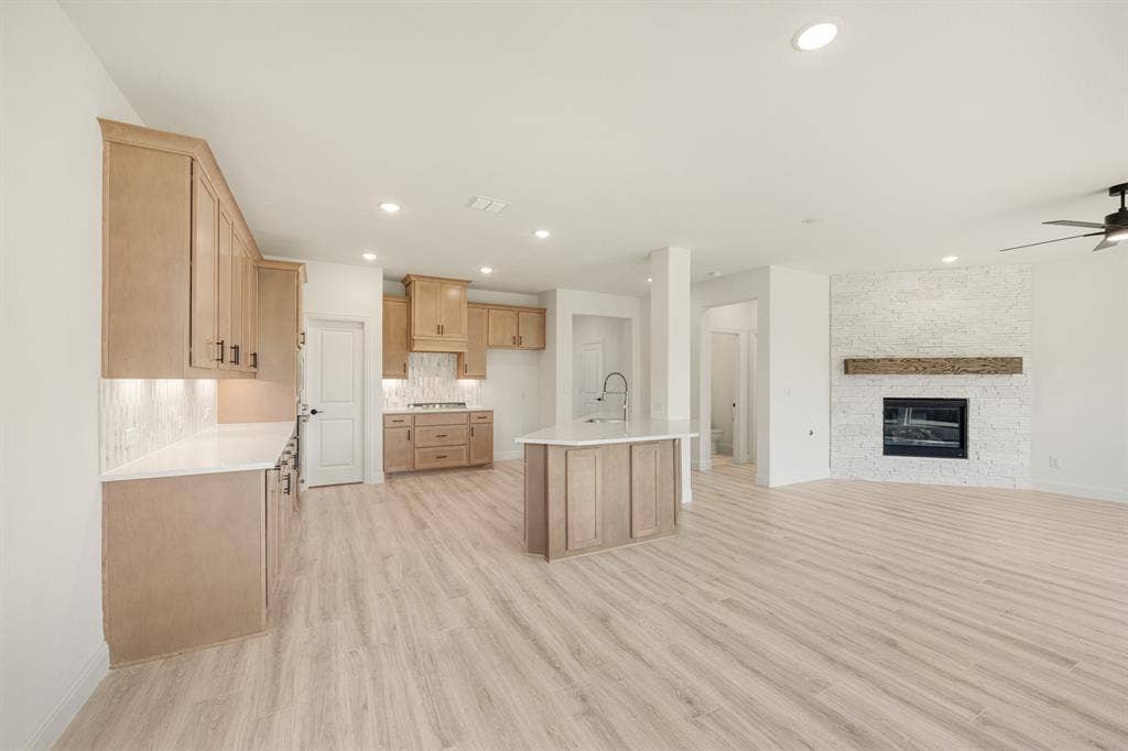 917 Greenleaf Court, Anna, TX 75409