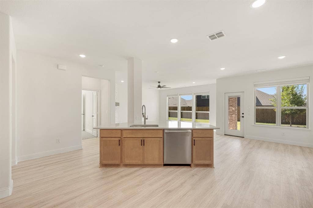 917 Greenleaf Court, Anna, TX 75409