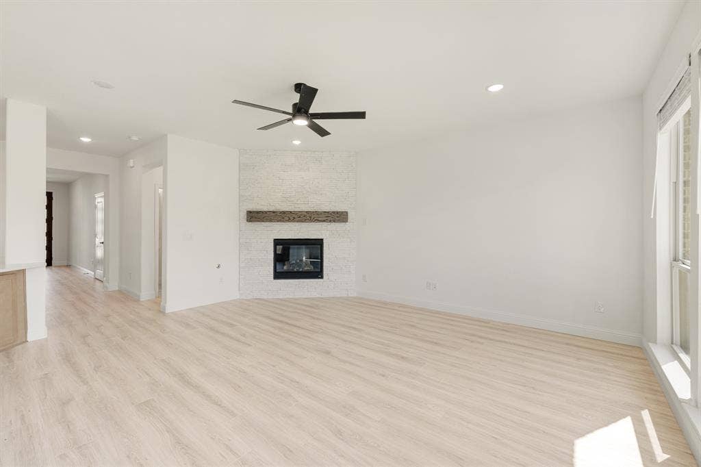 917 Greenleaf Court, Anna, TX 75409