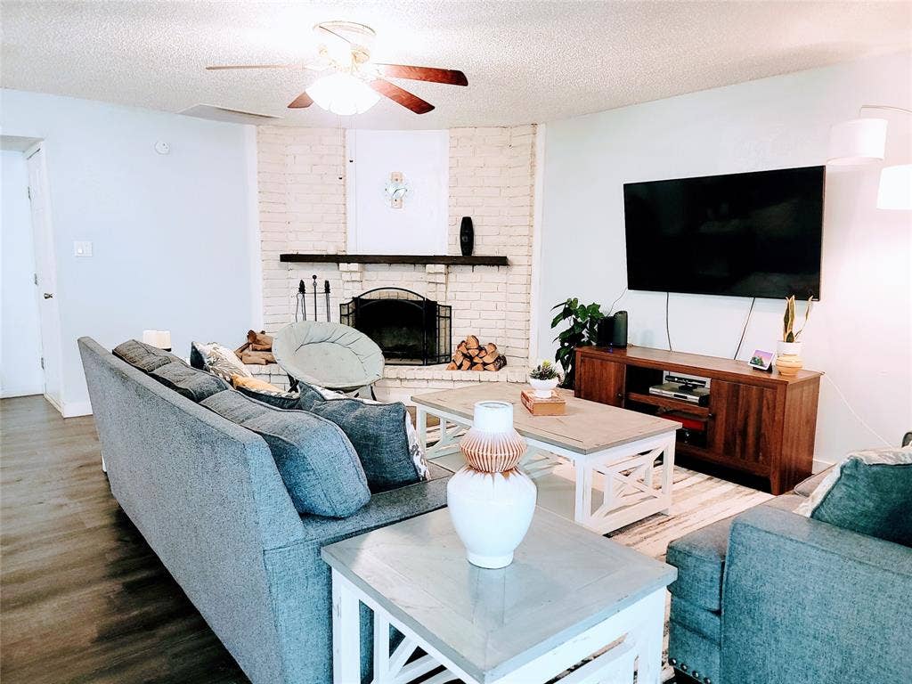 5828 Sidewinder Trail, Fort Worth, TX 76131 5828 Sidewinder Trail, Fort Worth, TX 76131