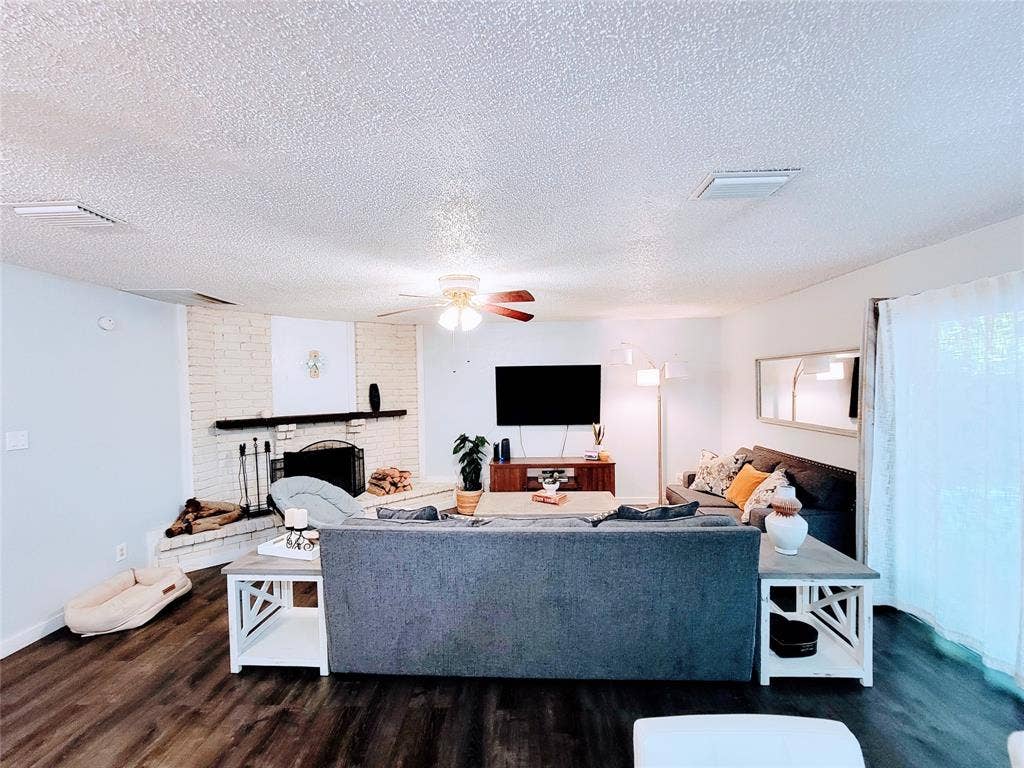 5828 Sidewinder Trail, Fort Worth, TX 76131 5828 Sidewinder Trail, Fort Worth, TX 76131