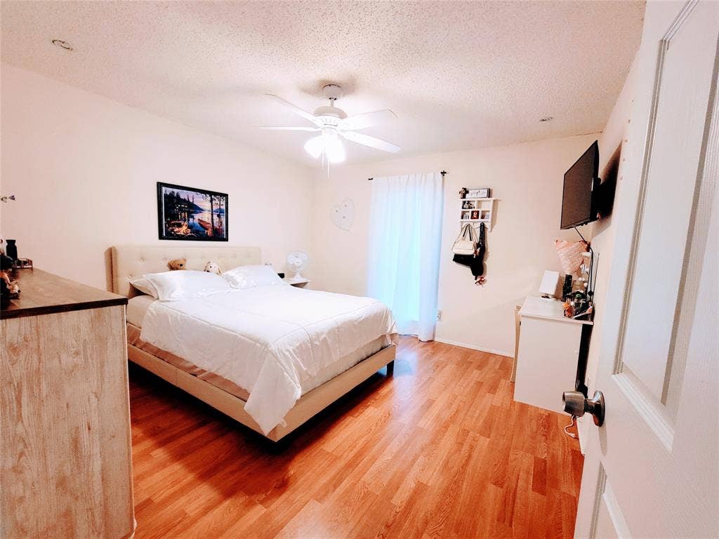 5828 Sidewinder Trail, Fort Worth, TX 76131 Bedroom 3