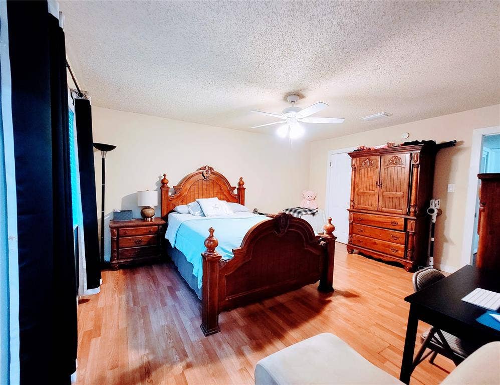 5828 Sidewinder Trail, Fort Worth, TX 76131 Master Bedroom