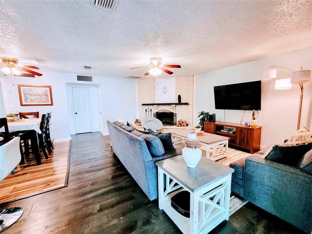 5828 Sidewinder Trail, Fort Worth, TX 76131 5828 Sidewinder Trail, Fort Worth, TX 76131