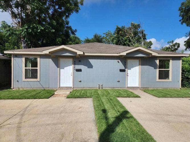 Property photo for 5315 Colonial Avenue, Dallas, TX
