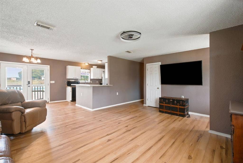 139 Private Road 4902, Azle, TX 76020 139 Private Road 4902, Azle, TX 76020