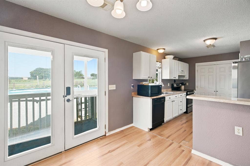 139 Private Road 4902, Azle, TX 76020 139 Private Road 4902, Azle, TX 76020