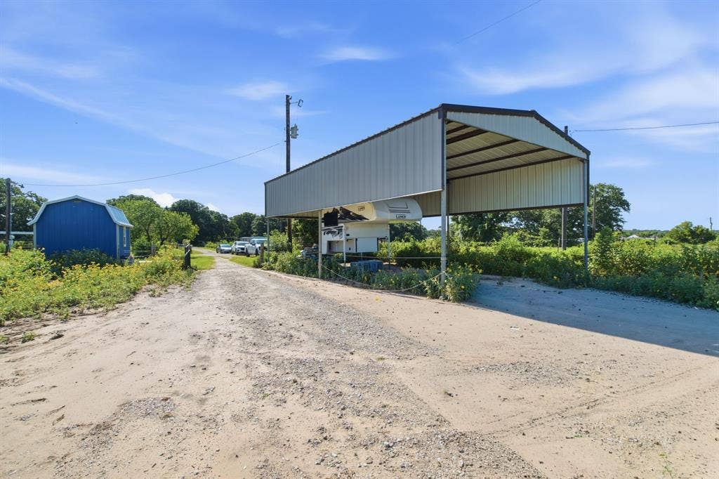 139 Private Road 4902, Azle, TX 76020 139 Private Road 4902, Azle, TX 76020