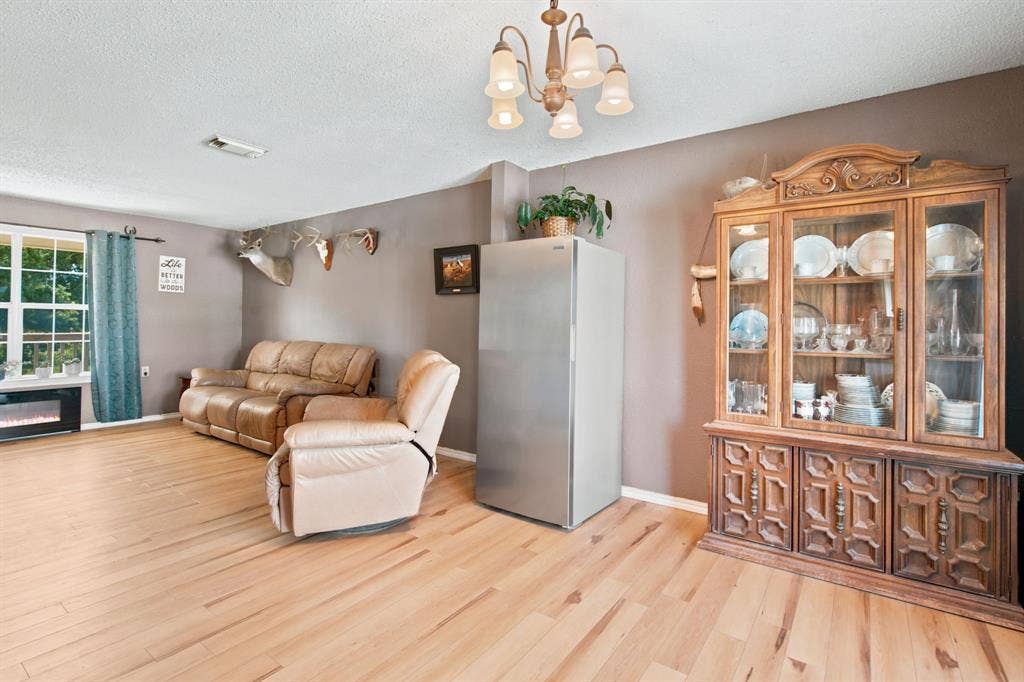 139 Private Road 4902, Azle, TX 76020 139 Private Road 4902, Azle, TX 76020