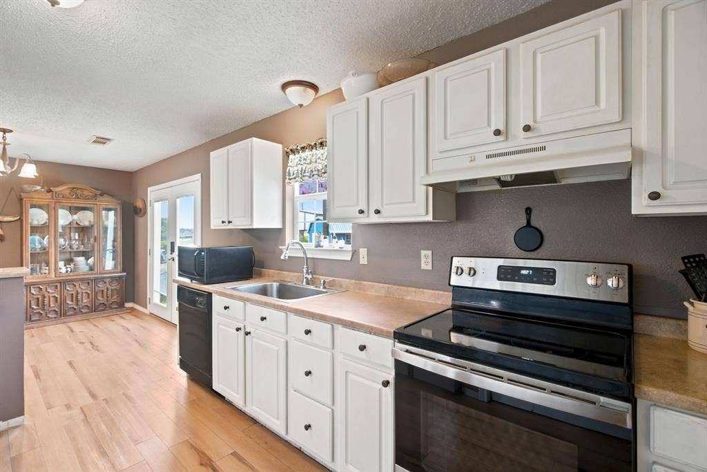 139 Private Road 4902, Azle, TX 76020 139 Private Road 4902, Azle, TX 76020