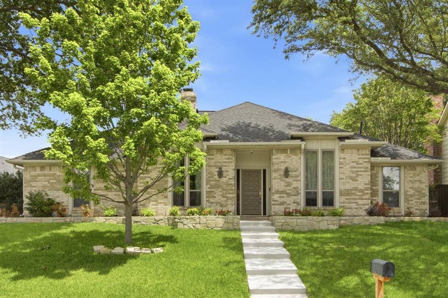 Property photo for 236 Canyon Valley Drive, Richardson, TX