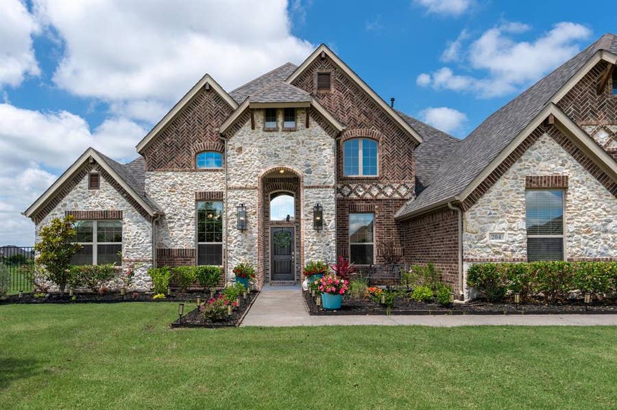 Property photo for 204 Trail Court, McLendon Chisholm, TX