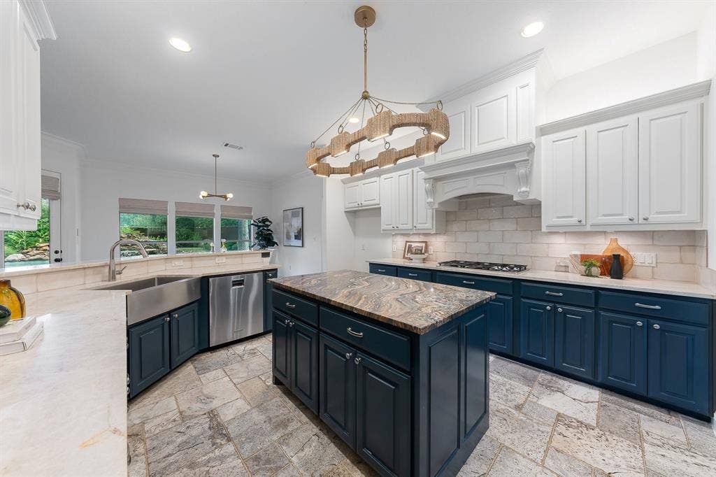 3917 Maggies Meadow, Denton, TX 76210