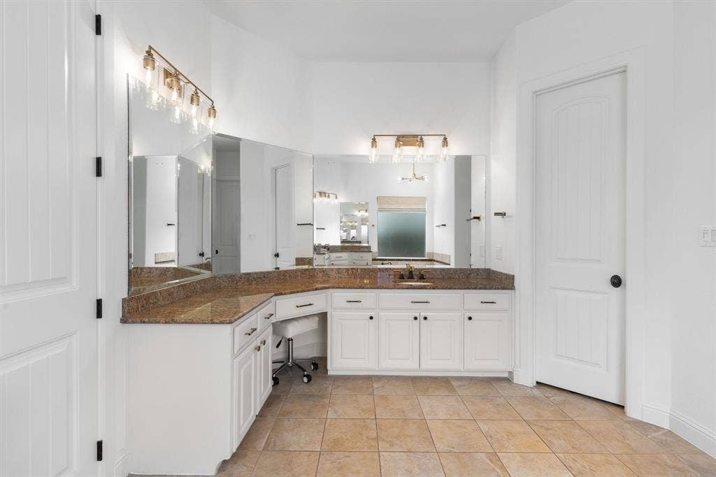 3917 Maggies Meadow, Denton, TX 76210