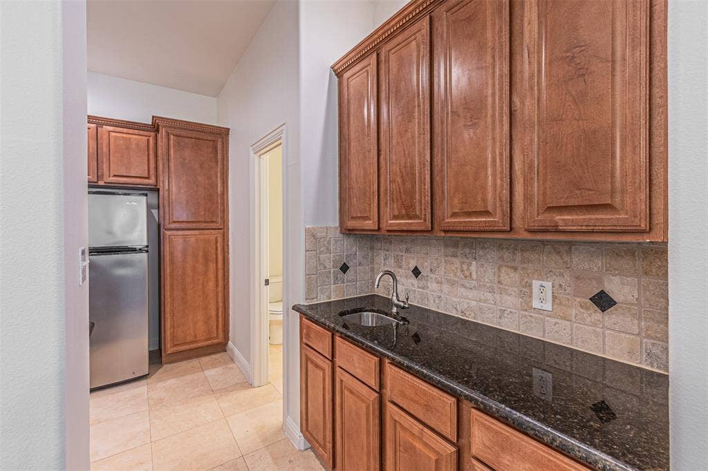 2316 Stutz Drive, #A, Dallas, TX 75235 2316 Stutz Drive, #A, Dallas, TX 75235