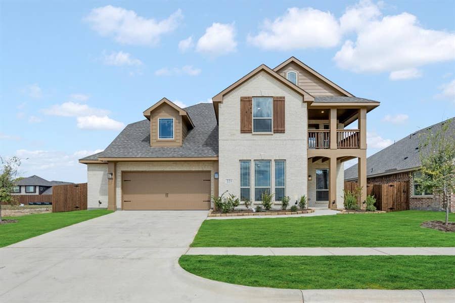 Property photo for 221 Fireberry Drive, Glenn Heights, TX