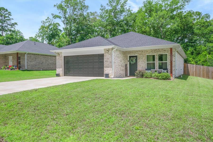 Property photo for 10883 Browning Street, Brownsboro, TX