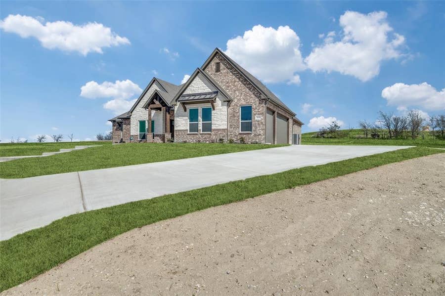 Property photo for 145 Private Road 4512, Decatur, TX